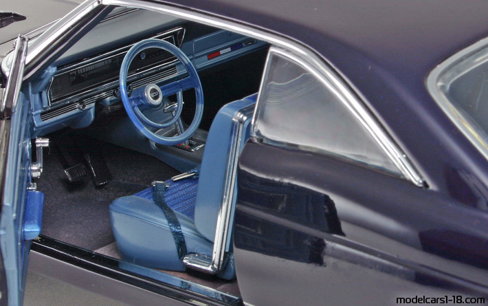 1967 - Ford Fairlane GTA GMP 1/18 (Синий) Интерьер панель приборов