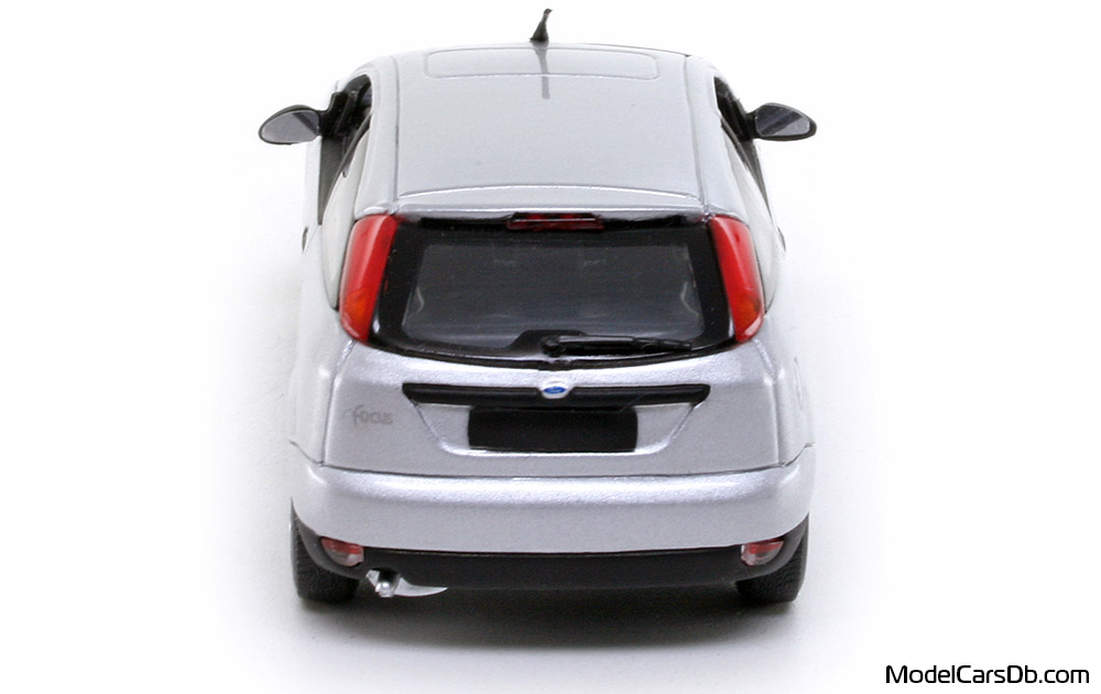 1998 - Ford Focus Minichamps 1/43 (Серебристый) Сзади