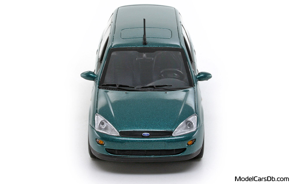 1998 - Ford Focus Turnier Minichamps 1/43 (Зелёный) Спереди