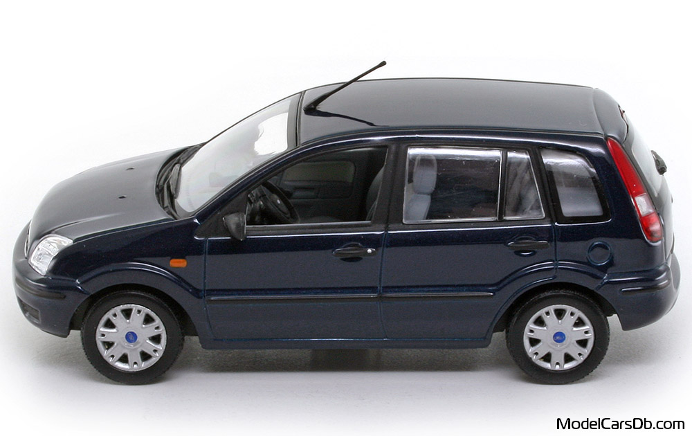 2002 - Ford Fusion Minichamps 1/43 (Синий) Сторона