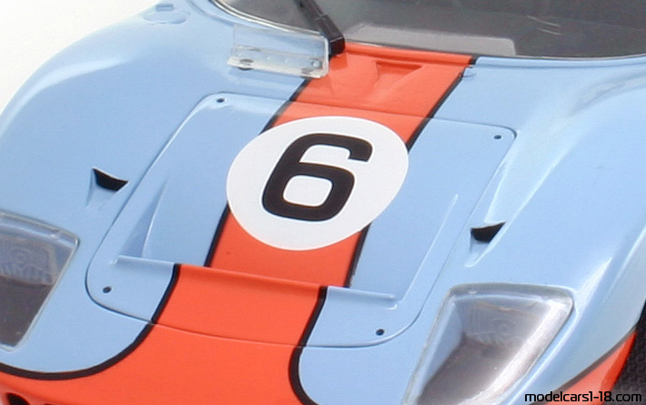 1966 - Ford GT40 Universal Hobbies 1/18 (Синий / Оранжевый) Багажник / Поднимающиеся фары