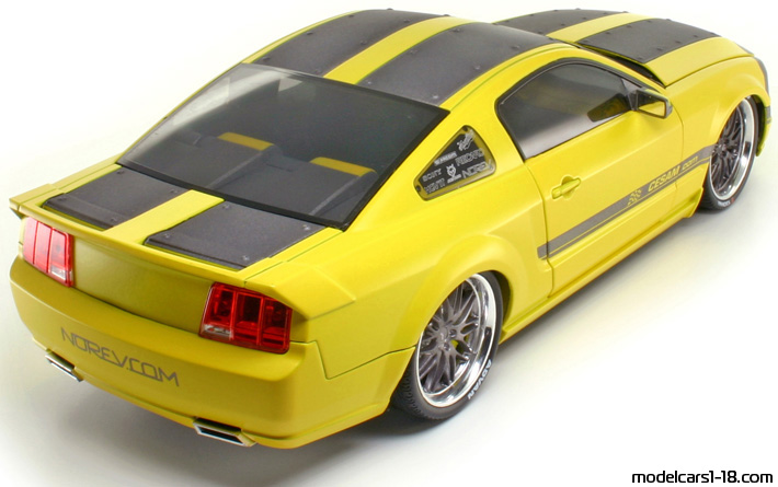 2007 - Ford Mustang Cesam Norev 1/18 (Жёлтый / Серый ) Задняя правая сторона