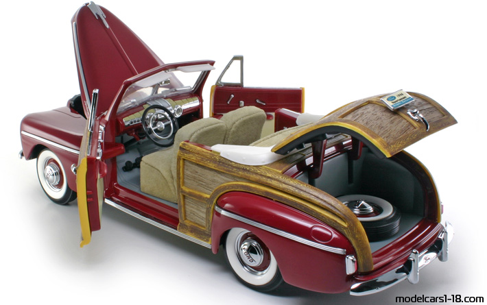 1946 - Ford Sportsman Yat Ming 1/18 (Kрасный) Открывающиеся части