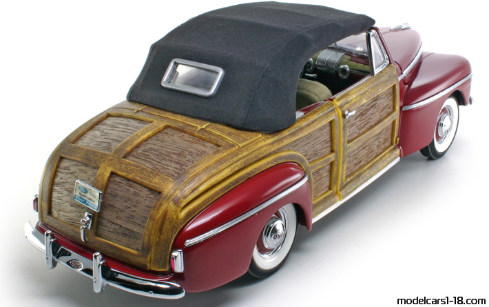 1946 - Ford Sportsman Yat Ming 1/18 (Kрасный) Задняя правая сторона