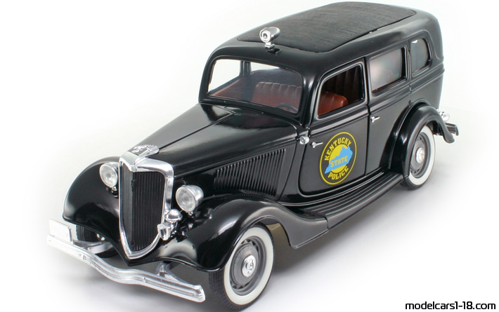 1934 - Ford V8 Police Solido 1/19 (Чёрный) Передняя левая сторона