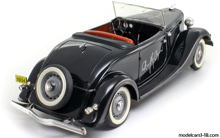 1934 - Ford V8 Roadster Solido 1/19 (Чёрный) Задняя правая сторона