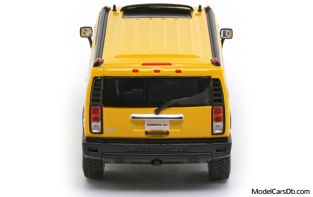 2004 - Hummer H2 Wagon Norev 1/43 (Жёлтый) Сзади
