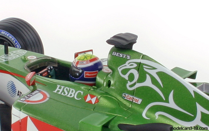 2004 - Jaguar Cosworth R5 Hot Wheels 1/18 (Зелёный / Белый) Интерьер панель приборов