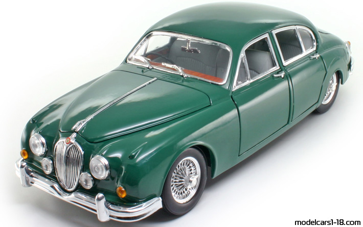 1959 - Jaguar Mark II Maisto 1/18 (Зелёный) Передняя левая сторона