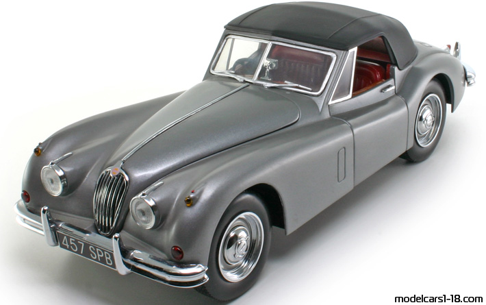 1955 - Jaguar XK140 Drophead Sun Star 1/18 (Серый ) Передняя левая сторона