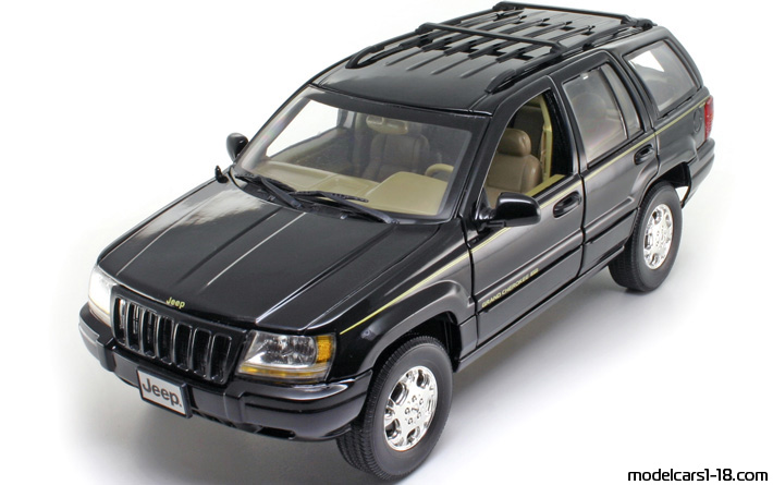 2001 - Jeep Grand Cherokee (WJ) Motor Max 1/18 (Чёрный) Передняя левая сторона