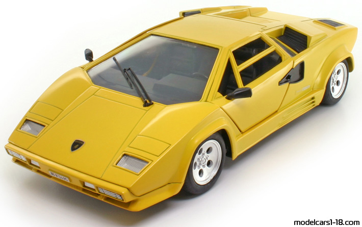 1987 - Lamborghini Countach LP5000 QV Polistil 1/18 (Жёлтый) Передняя левая сторона
