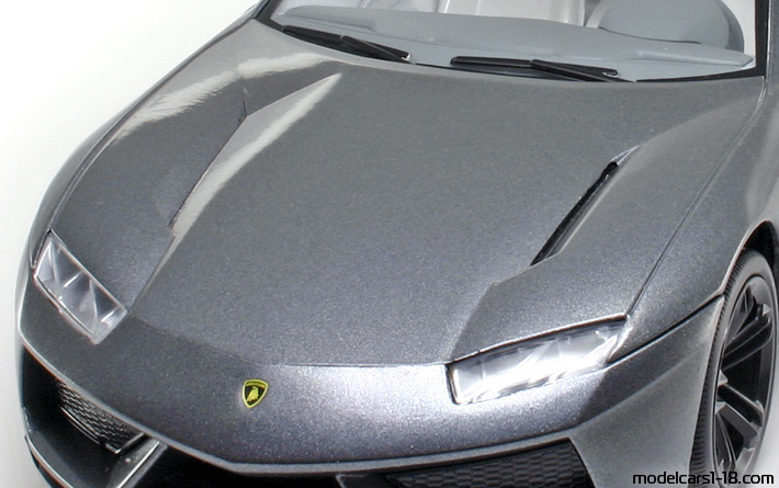 2008 - Lamborghini Estoque Concept Mondo Motors 1/18 (Серый ) Двигатель