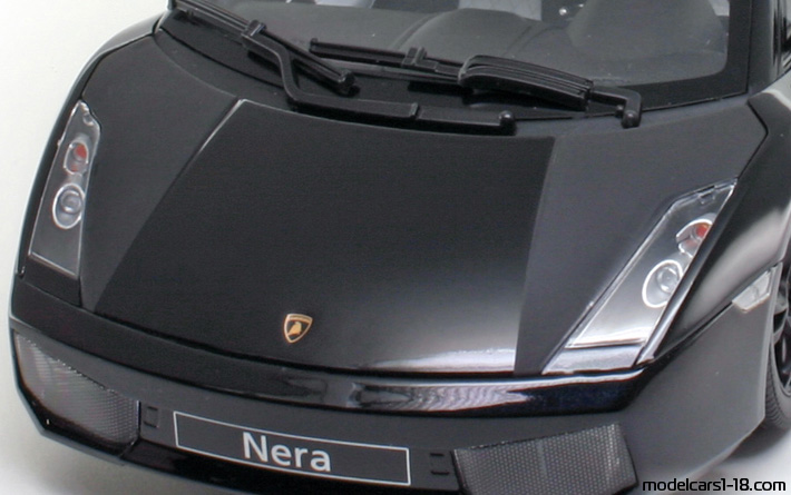 2007 - Lamborghini Gallardo Nera Norev 1/18 (Чёрный) Багажник / Поднимающиеся фары