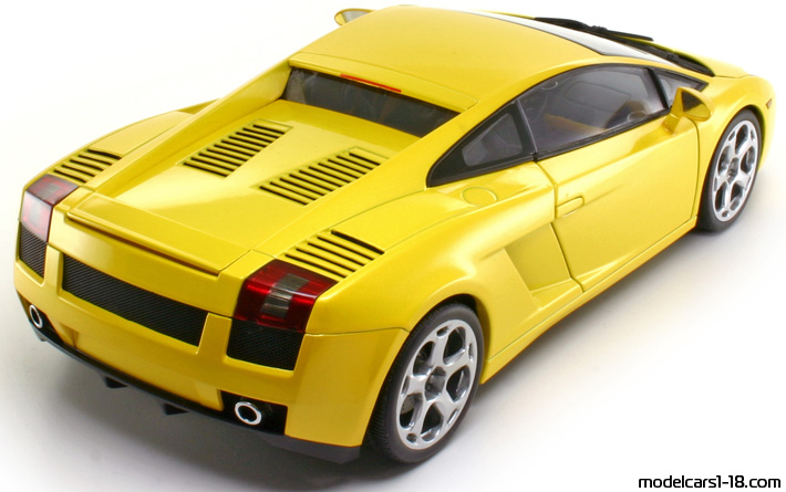 2003 - Lamborghini Gallardo AutoArt 1/18 (Жёлтый) Задняя правая сторона