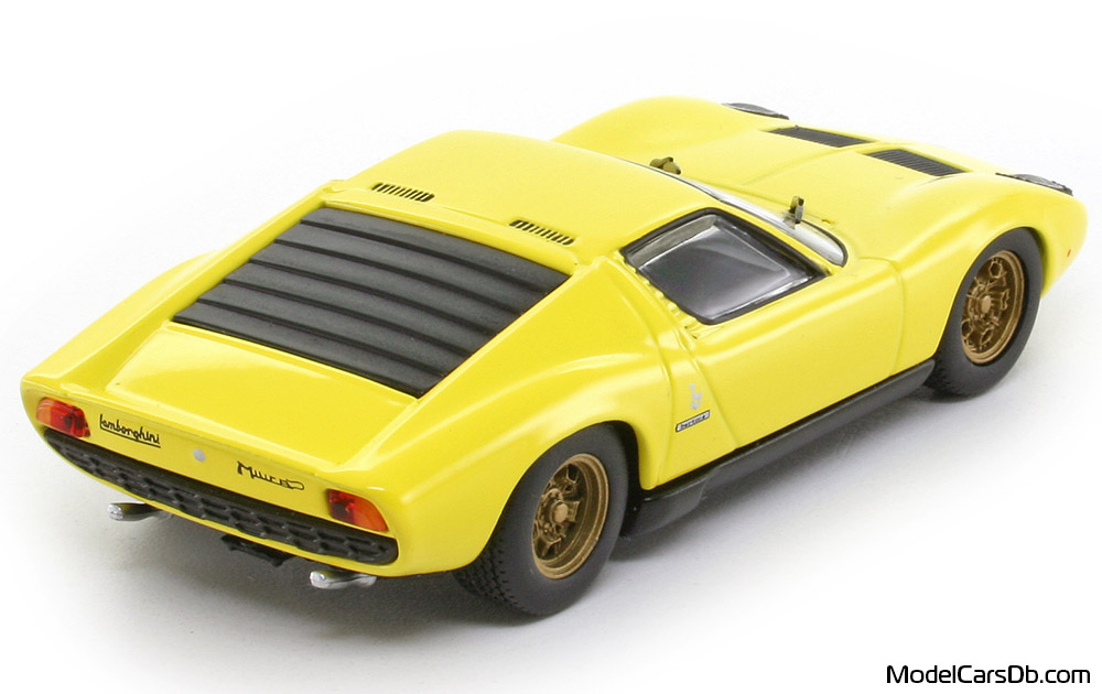 1966 - Lamborghini Miura P400 Minichamps 1/43 (Жёлтый / Чёрный) Задняя правая сторона