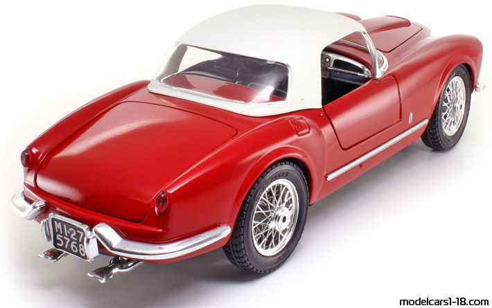 1955 - Lancia Aurelia B24 Spider Bburago 1/18 (Kрасный) Задняя правая сторона