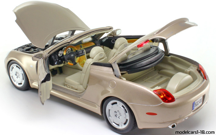 2001 - Lexus SC 430 Maisto 1/18 (Оранжевый) Открывающиеся части
