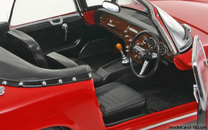 1961 - Lotus Elan S3 Sun Star 1/18 (Kрасный) Интерьер панель приборов