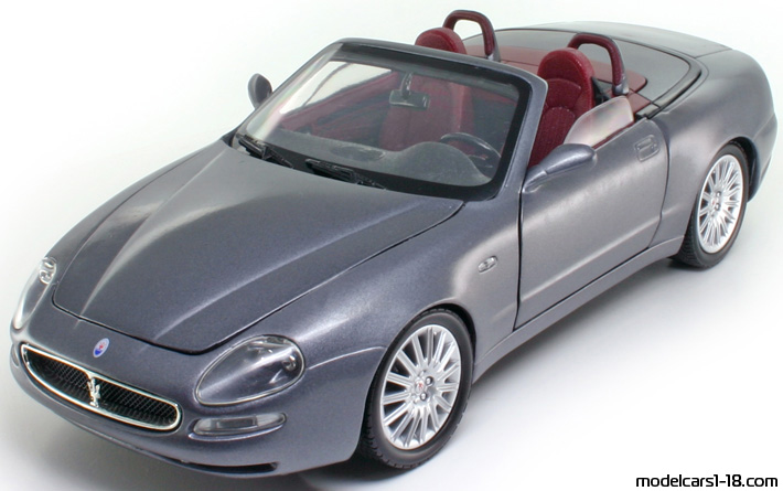 2002 - Maserati GT Spyder Bburago 1/18 (Серый ) Передняя левая сторона