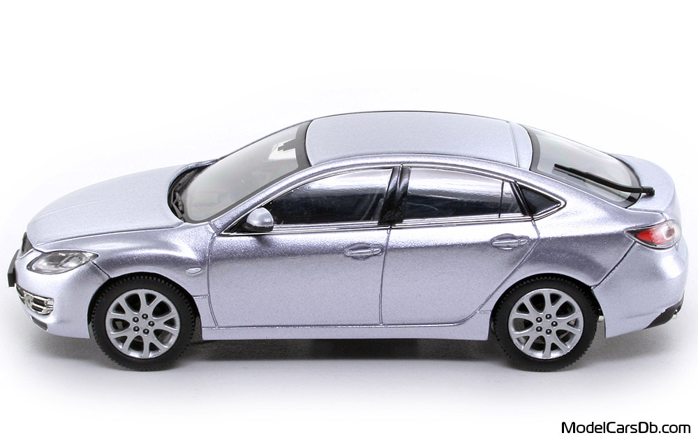 2007 - Mazda 6 Norev 1/43 (Серебристый) Сторона