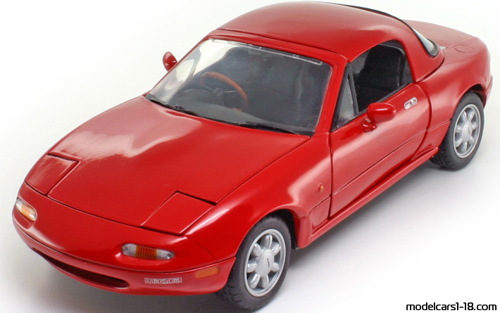 1989 - Mazda MX-5 Kyosho 1/18 (Kрасный) Передняя левая сторона