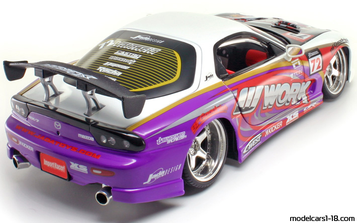 1999 - Mazda RX-7 Jada Toys 1/18 (Белый / Фиолетовый) Задняя правая сторона