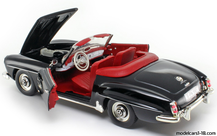 1955 - Mercedes 190 SL (R121) ERTL 1/18 (Чёрный) Открывающиеся части