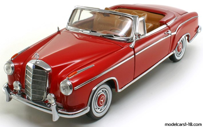 1956 - Mercedes 220 SE (W180) Sun Star 1/18 (Black) Передняя левая сторона