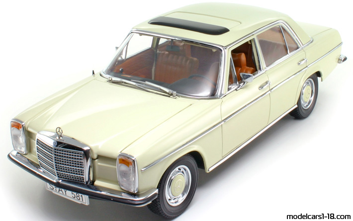 1968 - Mercedes 220 (W115) Sun Star 1/18 (White) Передняя левая сторона