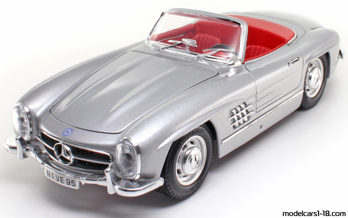 1957 - Mercedes 300 SL (W198) Bburago 1/18 (Red) Передняя левая сторона
