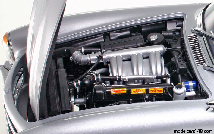 1957 - Mercedes 300 SL (W198) Minichamps 1/18 (Серебристый) Двигатель