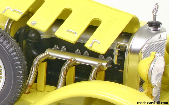 1927 - Mercedes 630 K Ricko 1/18 (Жёлтый) Багажник / Поднимающиеся фары