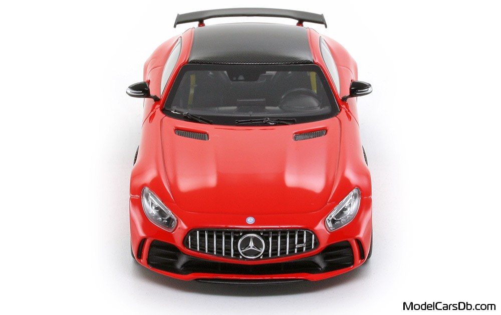 2018 - Mercedes AMG GT-R (C190) Almost Real 1/43 (Kрасный / Чёрный) Спереди