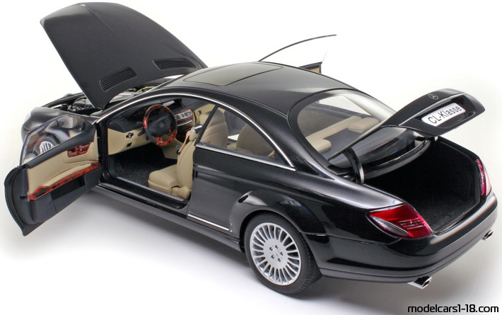 2006 - Mercedes CL 500 (C216) AutoArt 1/18 (Чёрный) Открывающиеся части