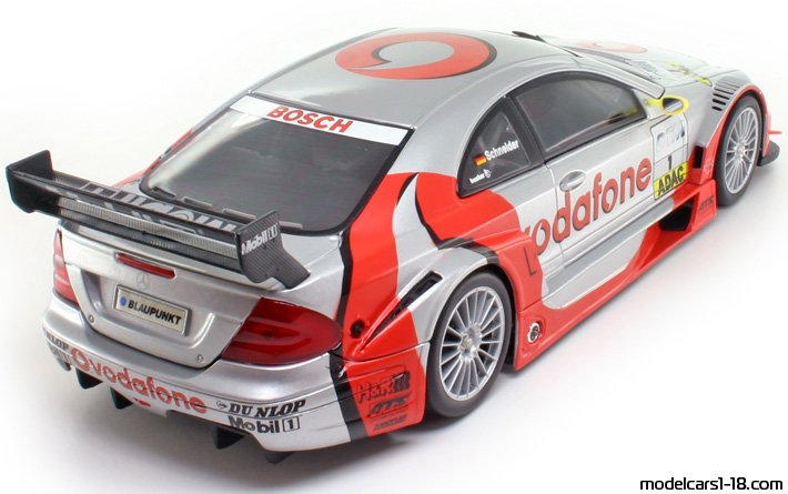2002 - Mercedes CLK DTM (C209) Maisto 1/18 (Серебристый / Kрасный) Задняя правая сторона