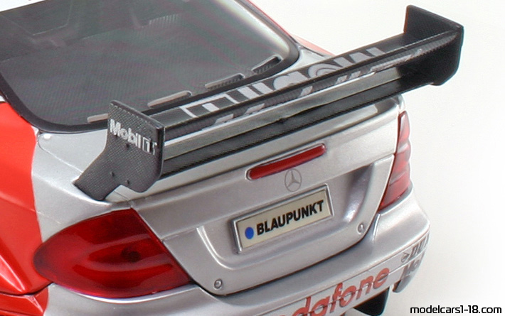 2002 - Mercedes CLK DTM (C209) Maisto 1/18 (Серебристый / Kрасный) Багажник / Поднимающиеся фары