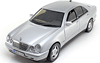 Mercedes E 320 (W210) (седан) 2001 Sun Star 1:18 - Детали