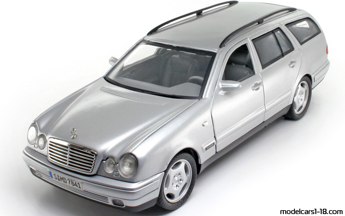1998 - Mercedes E 420 (W210) Anson 1/18 (Серебристый) Передняя левая сторона