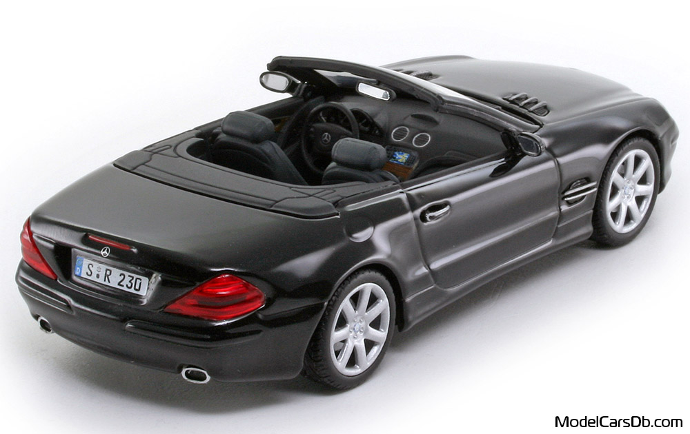 2001 - Mercedes SL 500 (R230) Minichamps 1/43 (Чёрный) Задняя правая сторона