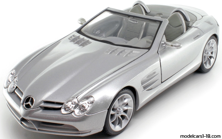 1999 - Mercedes Vision SLR Concept Maisto 1/18 (Серебристый) Передняя левая сторона