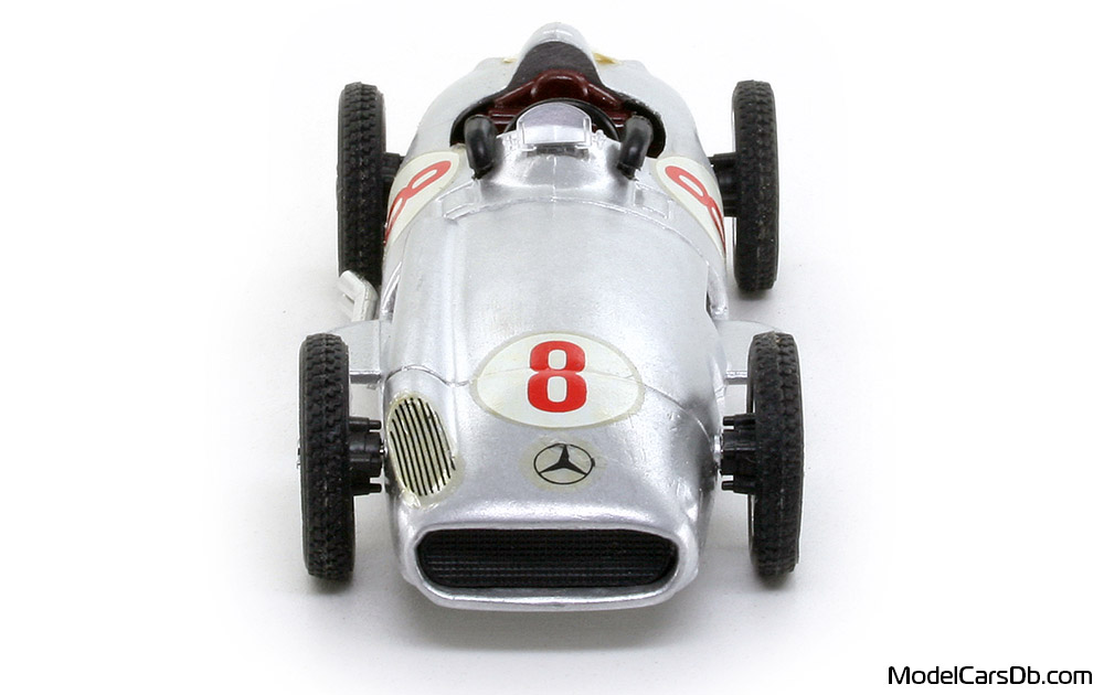 1955 - Mercedes W196 Brumm 1/43 (Серебристый / Белый) Спереди