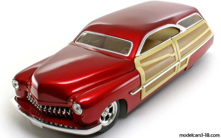 1950 - Mercury Eight Woodie Hot Wheels 1/18 (Синий) Передняя левая сторона