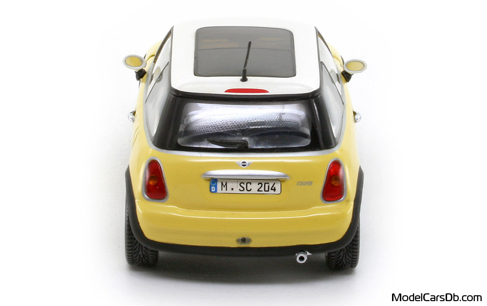 2001 - Mini Cooper Minichamps 1/43 (Жёлтый / Белый) Сзади