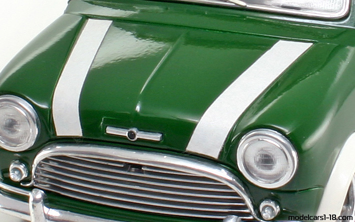 1964 - Morris Mini Cooper 1275S Majorette 1/16 (Зелёный / Белый) Двигатель