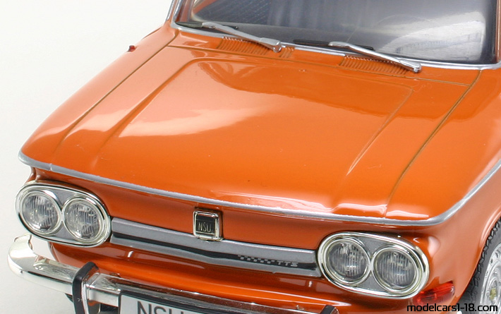 1968 - NSU TTS Revell 1/18 (Оранжевый) Багажник / Поднимающиеся фары