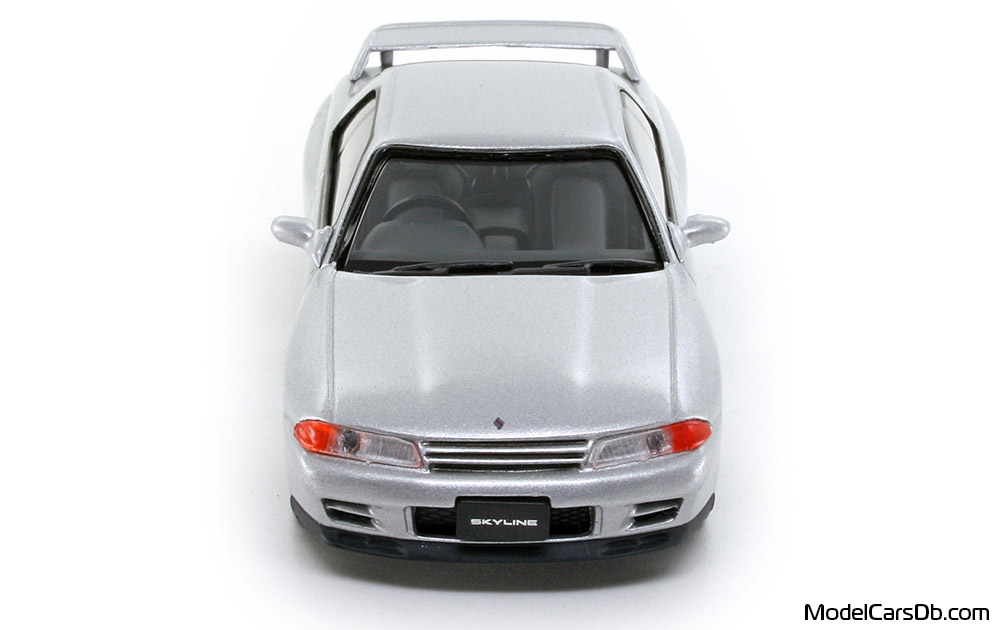 1989 - Nissan Skyline GT-R (R32) EBBRO 1/43 (Серебристый) Спереди