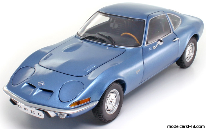 1968 - Opel GT Minichamps 1/18 (Синий) Передняя левая сторона