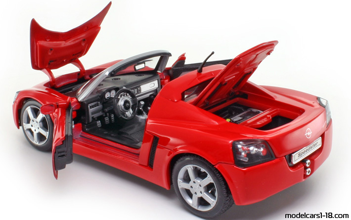 2000 - Opel Speedster Welly 1/18 (Kрасный) Открывающиеся части