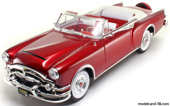 1953 - Packard Caribbean Road Signature 1/18 (Kрасный) Передняя левая сторона